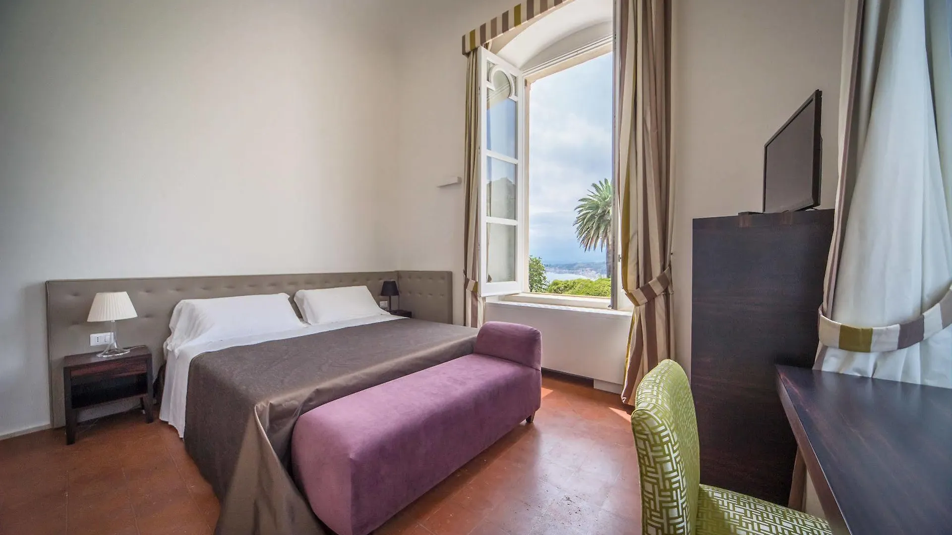 Hotel Villa Mon Repos contacts